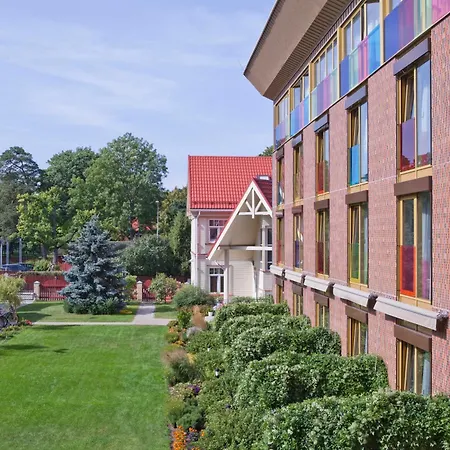Hotel Kurshi & 4*