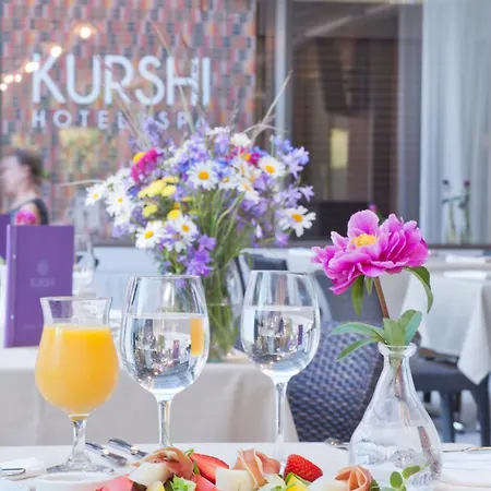 Hotel Kurshi & 4*